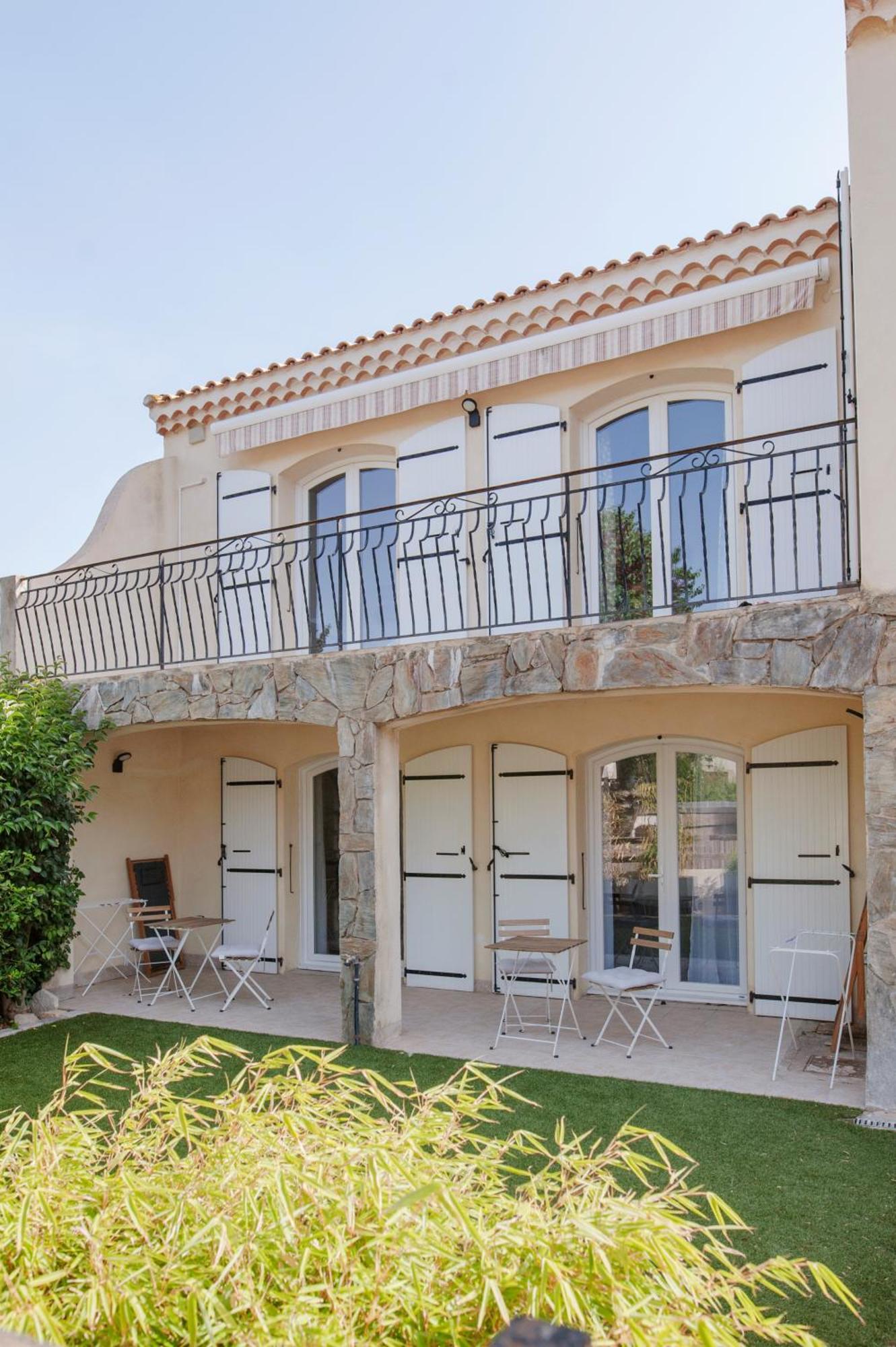 Le Solaret Famille Villa Sete Ngoại thất bức ảnh